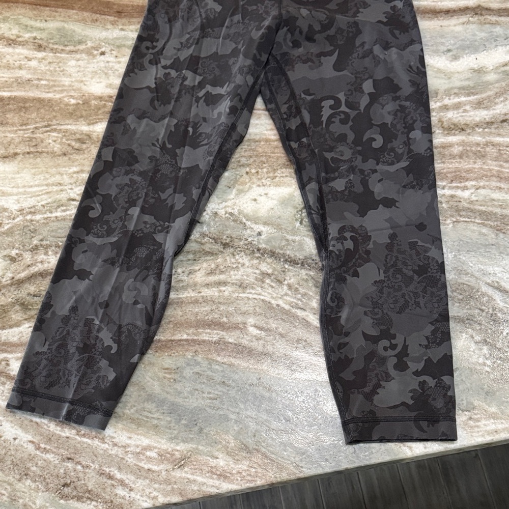 lululemon athletica Charcoal & Black Patterned Leggings